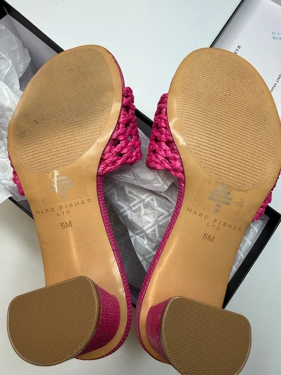 Marc Fisher LTD Women's Jazmine Woven Slip-On Sandals- Size 5M - Picture 8 of 10